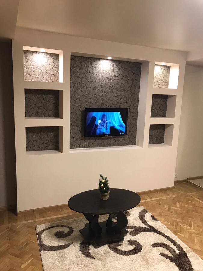 Studio apartment Kiev Bagian luar foto