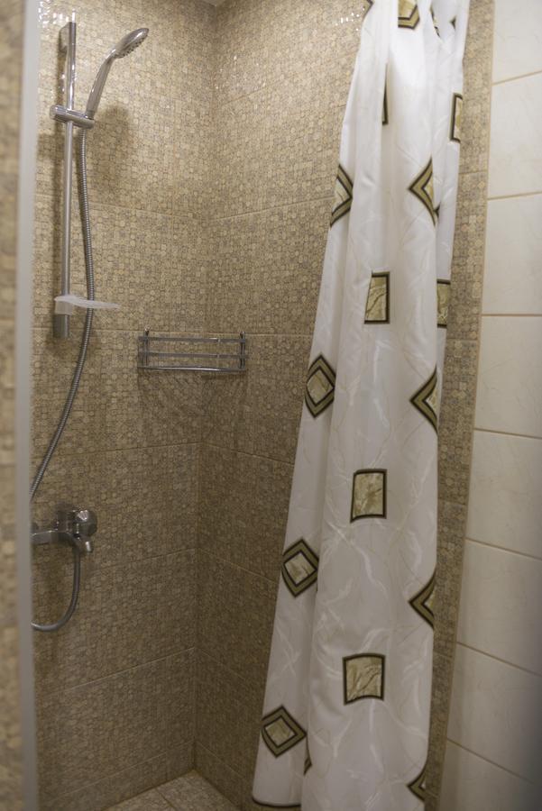 Studio apartment Kiev Bagian luar foto